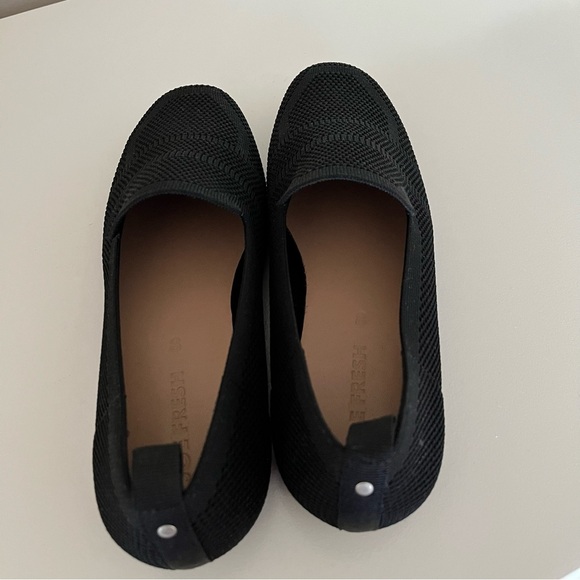 Joe Fresh Black Knit Loafer Flats Size 8 - Picture 2 of 6